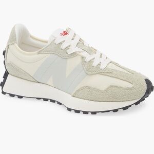 New Balance | 327 Sneaker